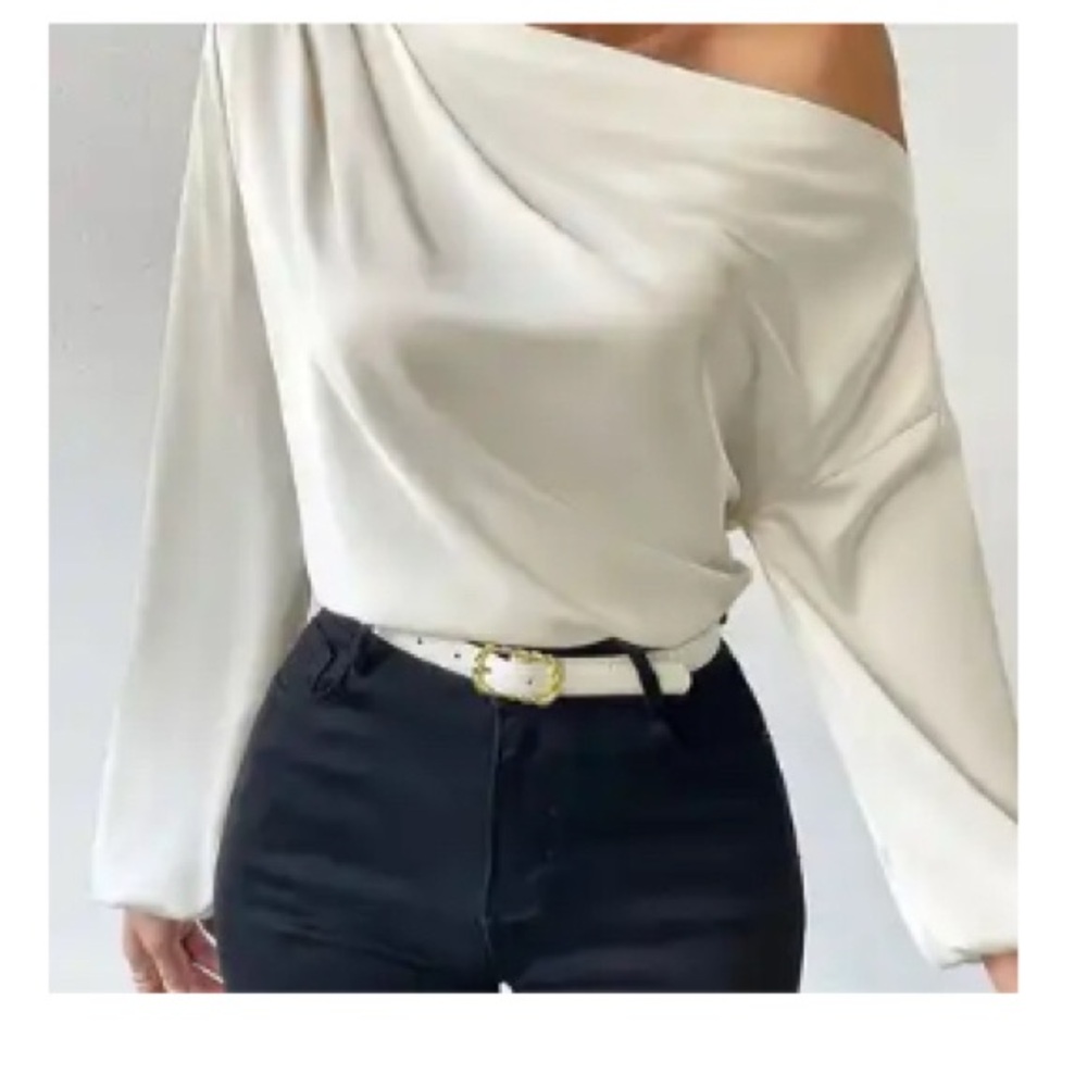 NEW Jiajia Costume YYDS Off-Shoulder Cream Top